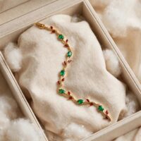 Stainless Steel Tulip Bracelet Gold Plated Emerald for Women - Image 3